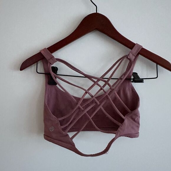 Lululemon sports bra - Picture 5 of 9